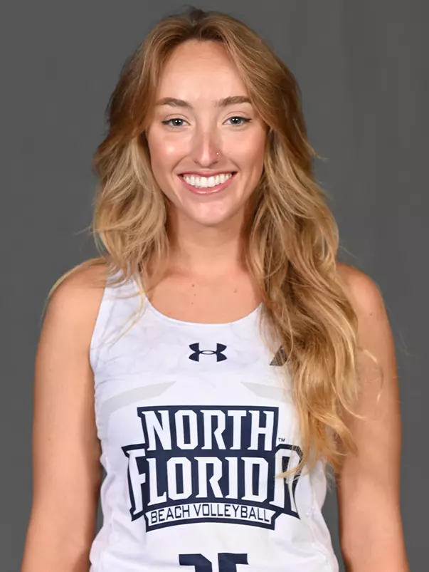 Lauren Mohler headshot