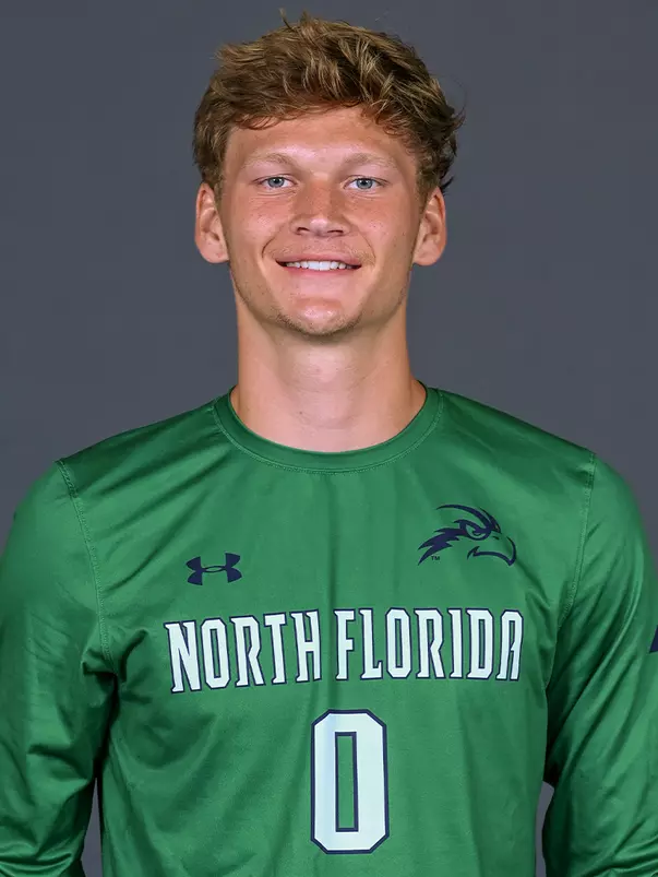 Holden Giesecke headshot