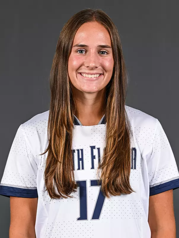 Analiese Anderson headshot