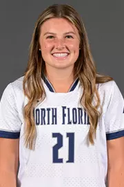 Kendra Hoffman headshot