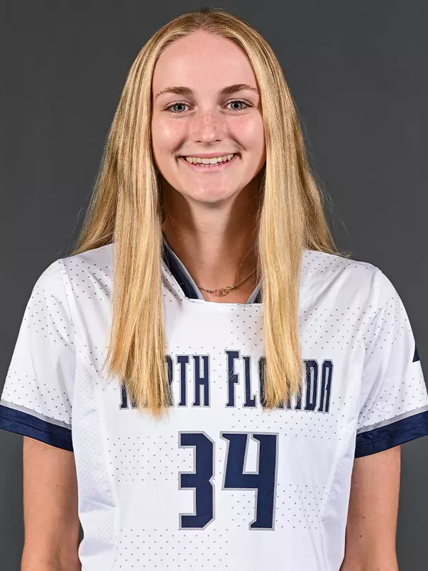 Reese Radecki headshot