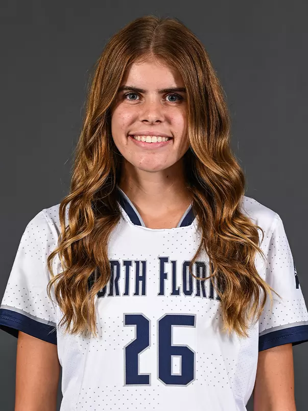 Haley Shelton headshot