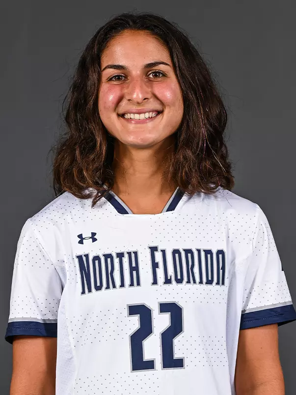 Zara Siassi headshot