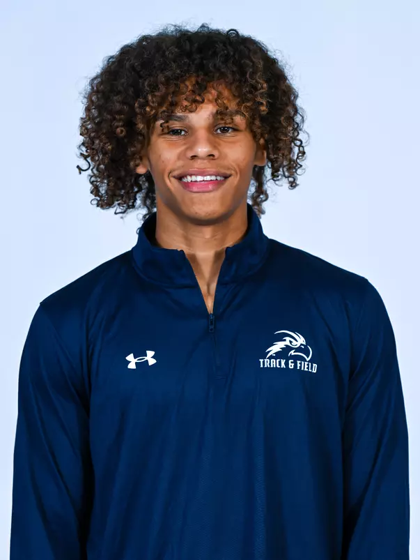 Rey Hernandez headshot 2023