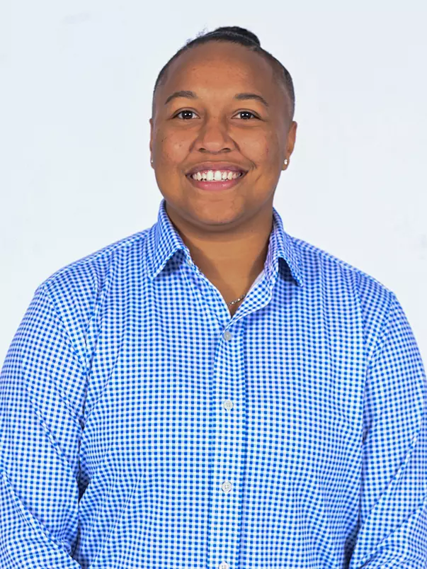 Sydnei headshot 2023