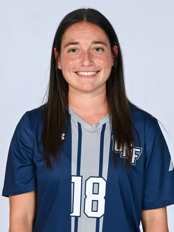 Kayla Bond headshot 2023