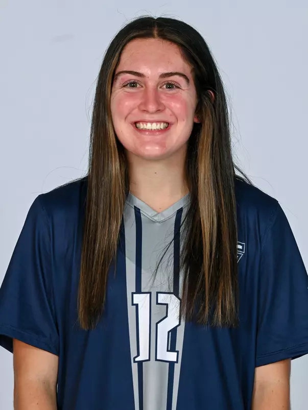 Jersi Dadah headshot 2023