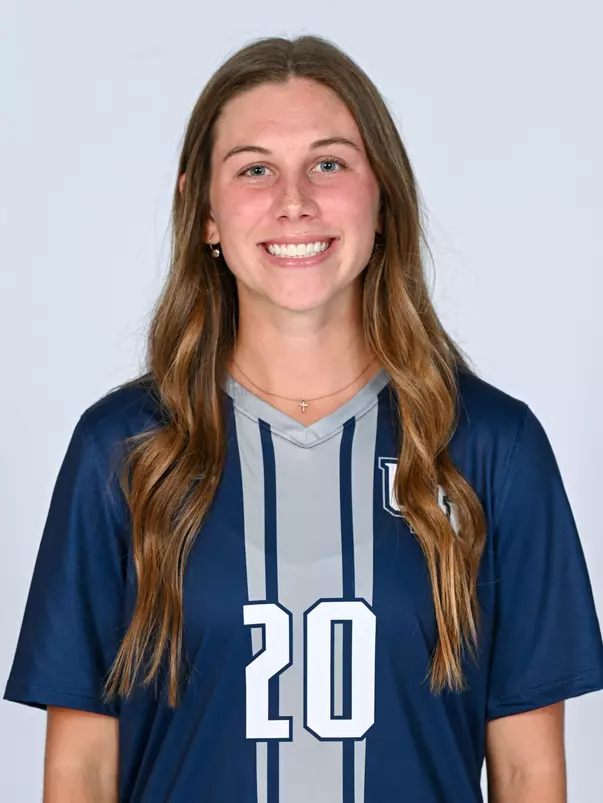 Amanda Hartmann headshot 2023