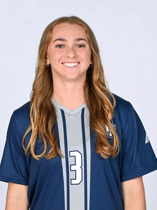 Sydney Hauth headshot 2023