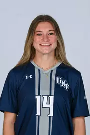Lauren Weiss headshot 2023