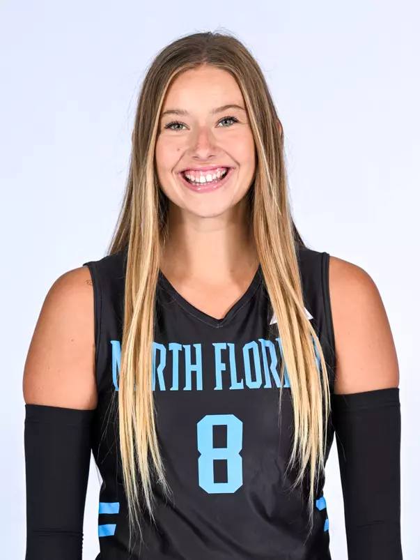 Mackenzie Piester headshot 2023