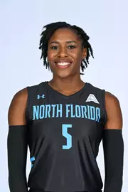 Mahalia White 2023 headshot