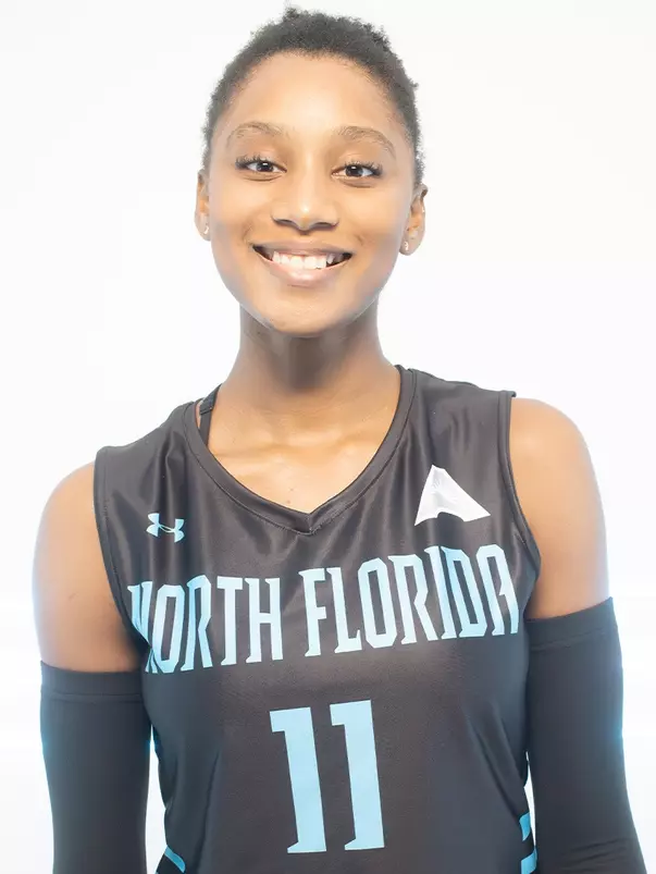 Yarimar Francis-Garay headshot