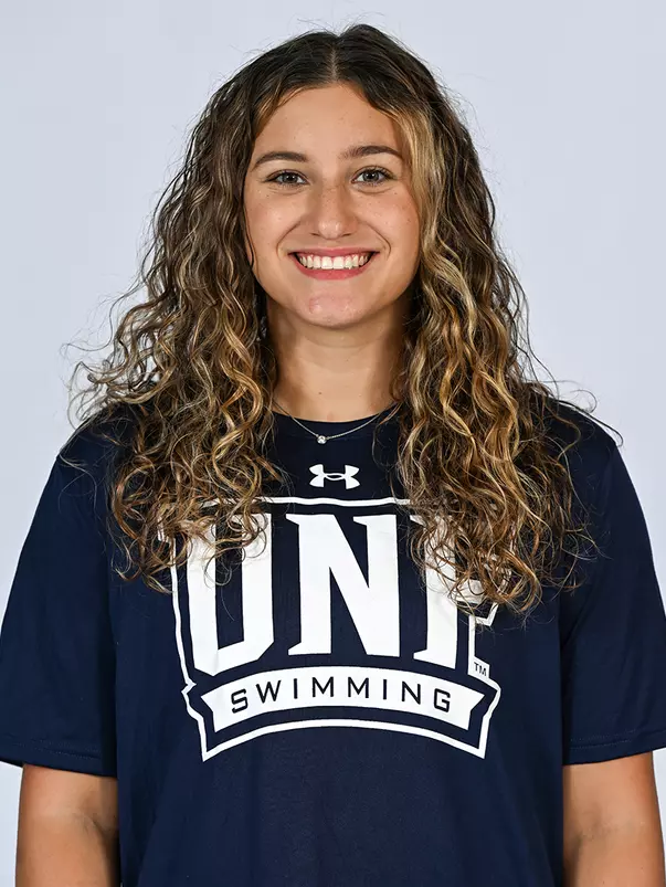 Gabriella Reeves Headshot 2023