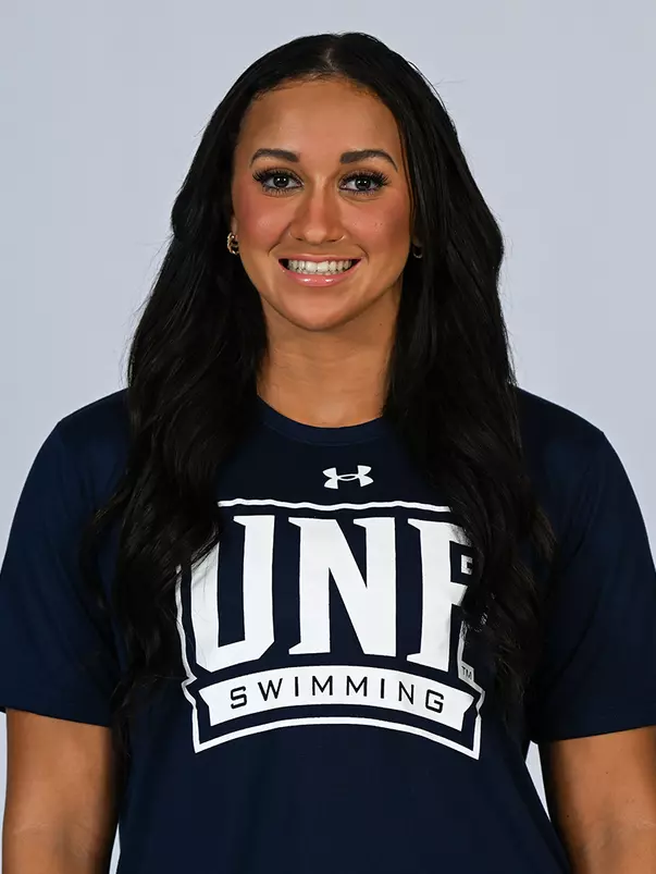 Kylie Loving Headshot 2023