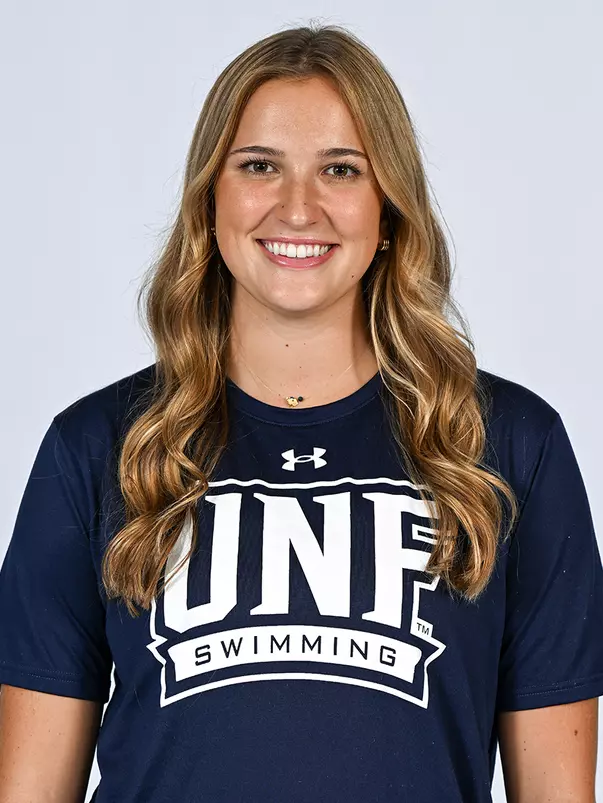 Madelyn York Headshot 2023