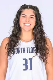 Kelly Negron headshot