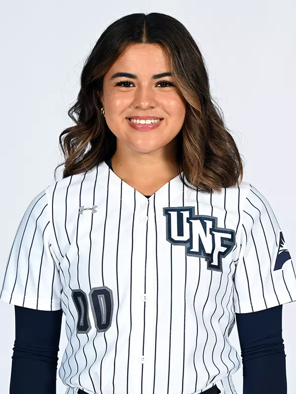 Kirsten Caravaca headshot