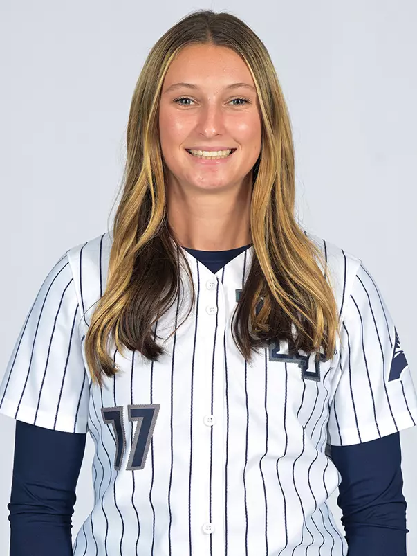 Kennedy McQuillan headshot