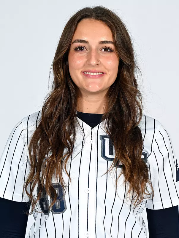 Cameron Ponich headshot