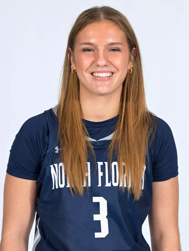 Anja Ekstrom headshot