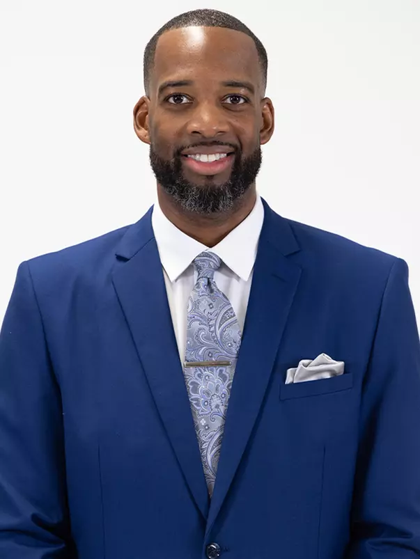 Tron Griffin headshot 2