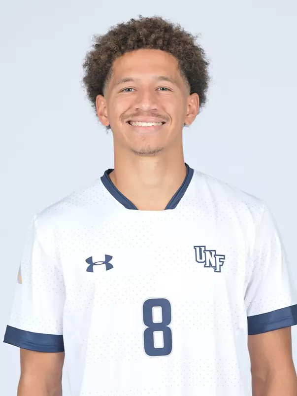 Jaylen Yearwood headshot