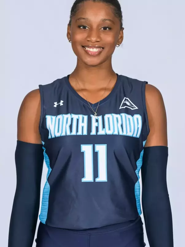 Yarimar Francis Garay headshot 2024