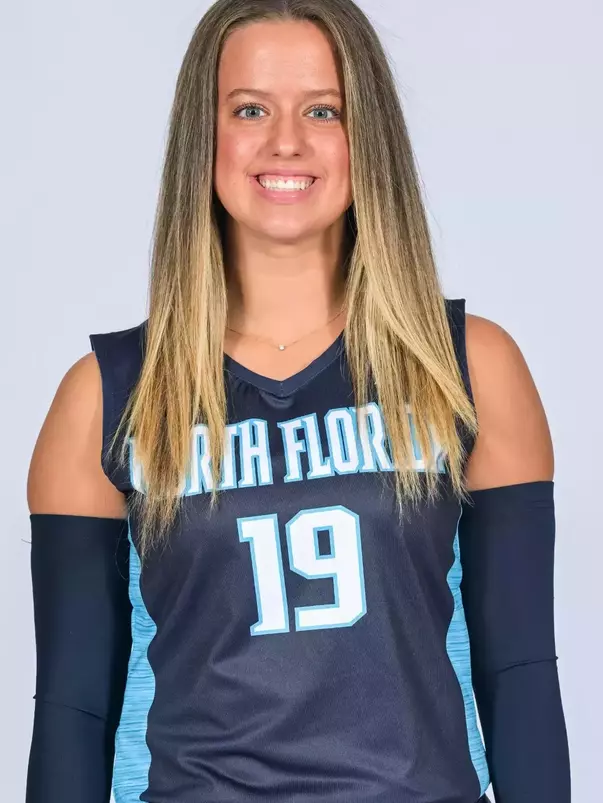 Emma Pohlmann headshot 2024