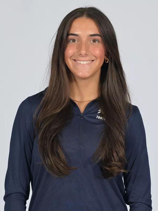 Bella Palmiotto headshot