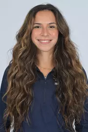 Ella Chandler headshot