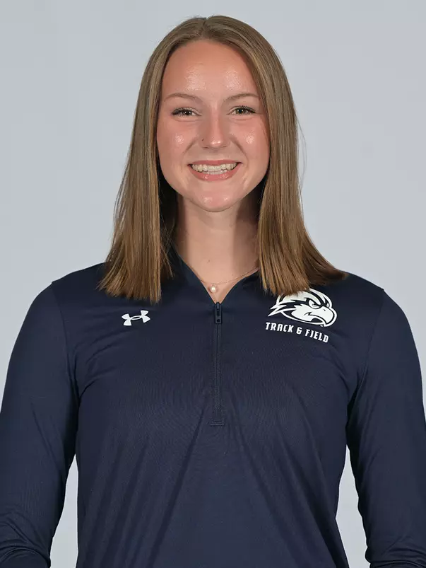 Nicole Shepherd headshot