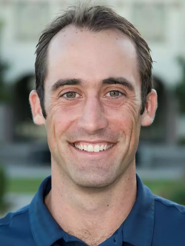 Tyler Gulliksen headshot extra