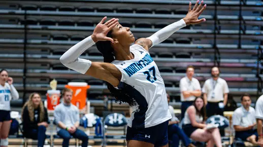 2025 North Florida Volleyball - Kendall Newbold serve photo