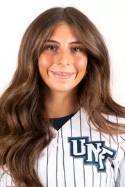 2026 Softball Headshot - Alexis Camilleri