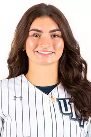 2026 Softball Headshot - Macie Hunolt