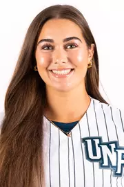 2026 Softball Headshot - Bella Cimino