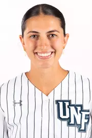 2026 Softball Headshot - Hallie Langford