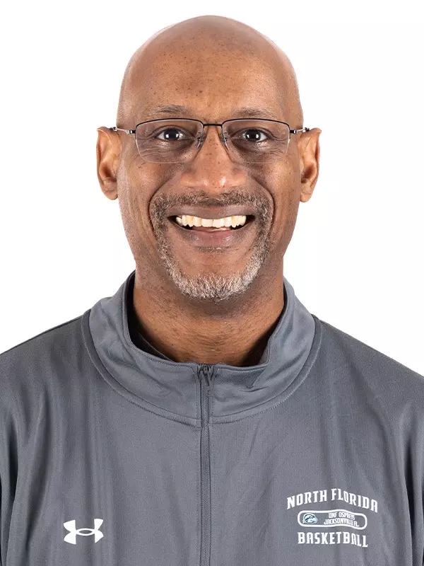 2025-26 North Florida Men's Basketball - Assistant Coach Bruce Evans Headshot