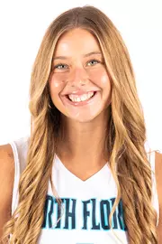 Piester, Mackenzie