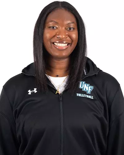 Amani McArthur - Headshot