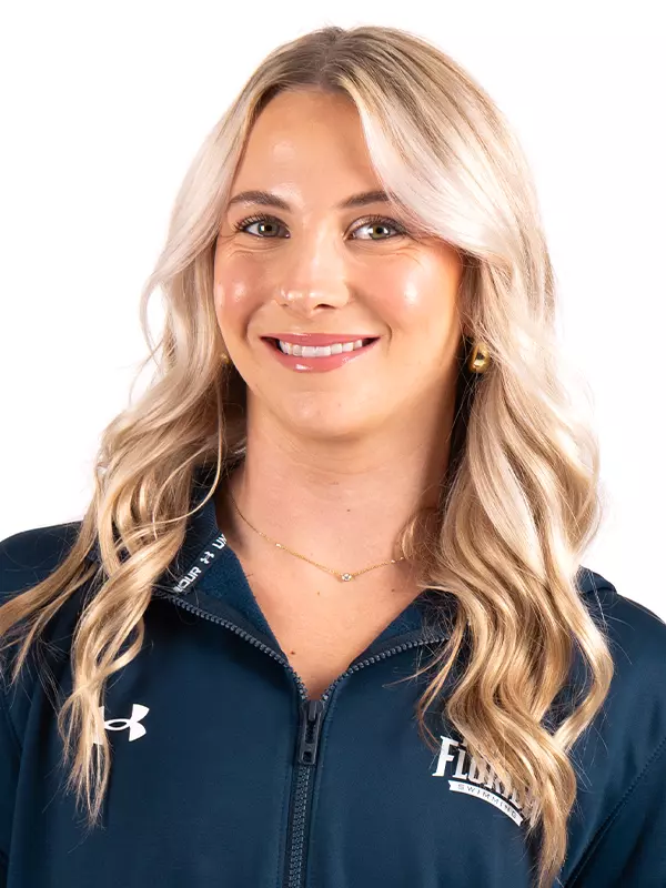 2025-26 Women's Swimming - Abby Noga Headshot
