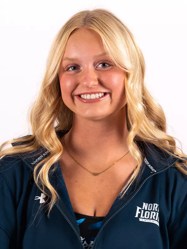 2025-26 Women's Swimming - Allison Leslie Headshot