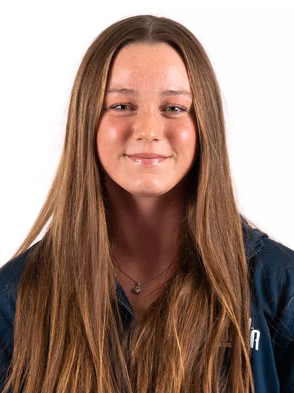 2025-26 Women's Swimming - Katie Carlos Headshot