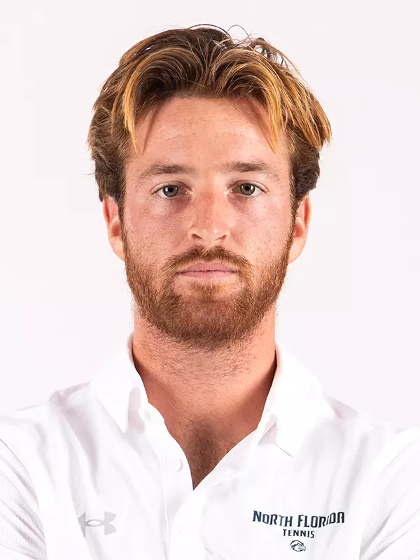 2025-26 Men's Tennis - Max Benson Headshot
