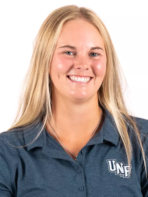 Kaitlyn headshot 2025