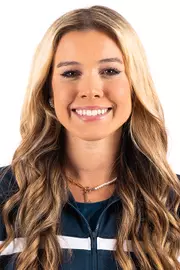 Laci headshot 2025