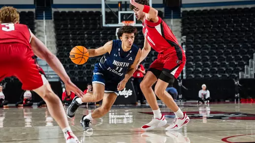 2025-26 North Florida Men's Basketball - Kamrin Oriol dribbling at Austin Peay
