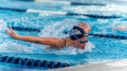 Swimming against Villanova in the pool