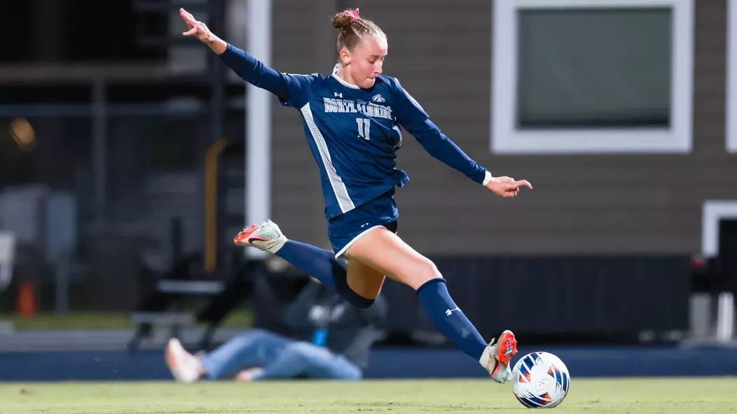 Peyton Thomas Scores A Goal Against Jacksonville